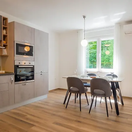 Birdsong Getaway A Peaceful, Pet-friendly Base For Exploring